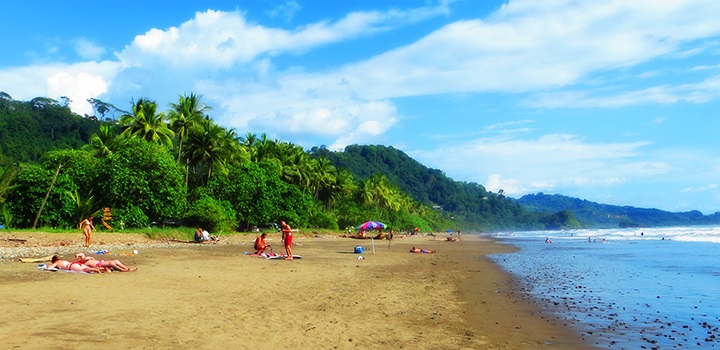 Playa Dominical Costa Rica1